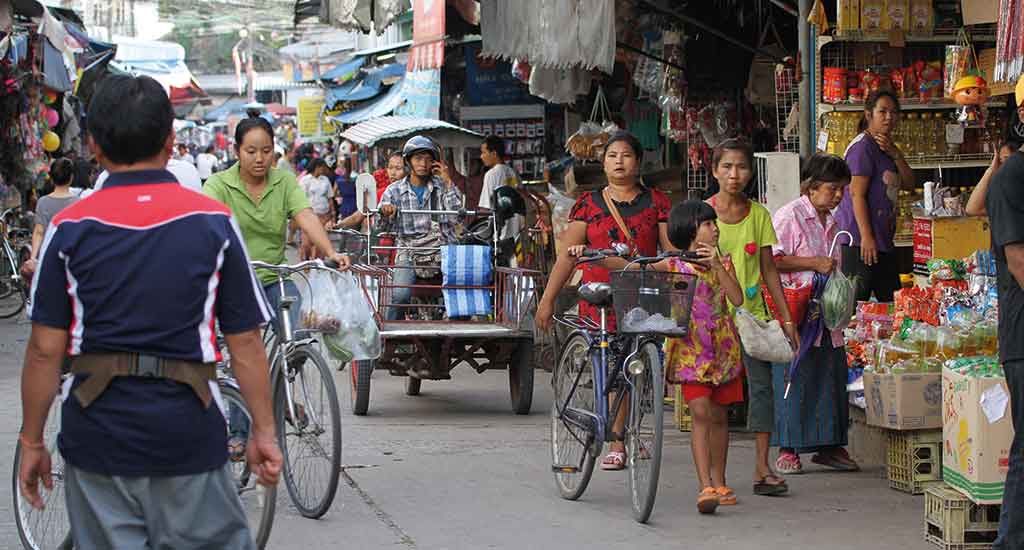 Fresh food market Mae Sot