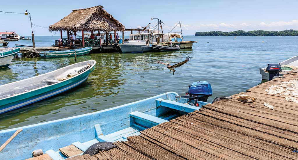 Boats by Rio Dulce