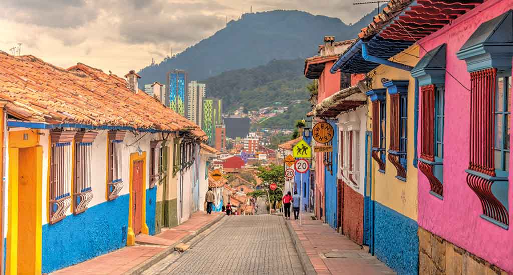 Street and mountain view of La Candelaria