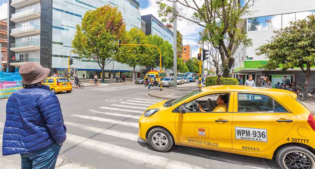 Yellow taxi in Bogota