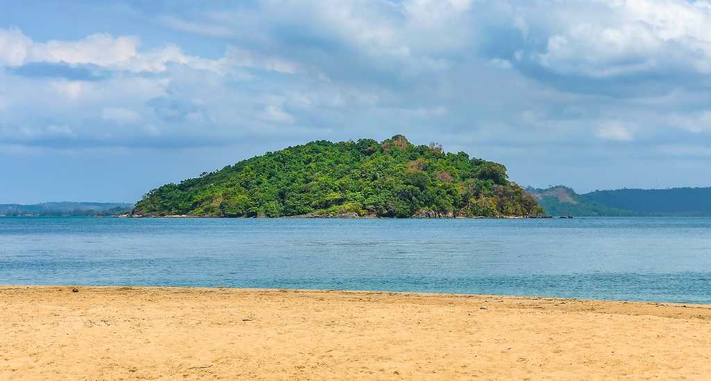View from the beach near Koh Ta Kiev