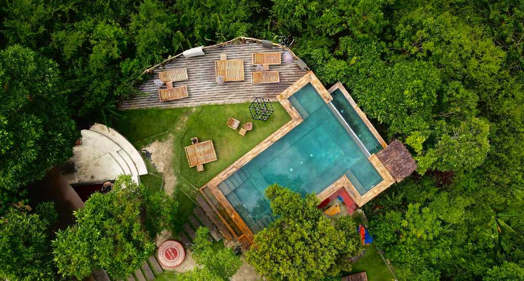 Nakabalo Guesthouse and Restaurant