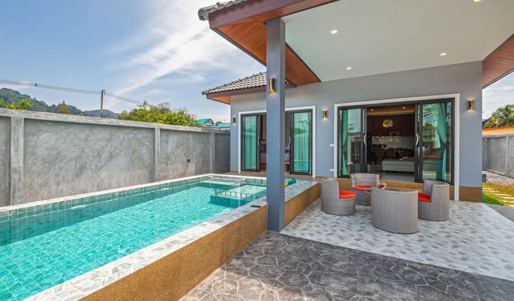 Pinthong Aonang Villa