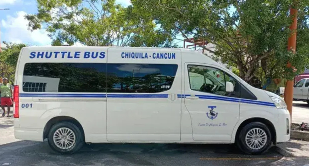Shuttle bus Cancun